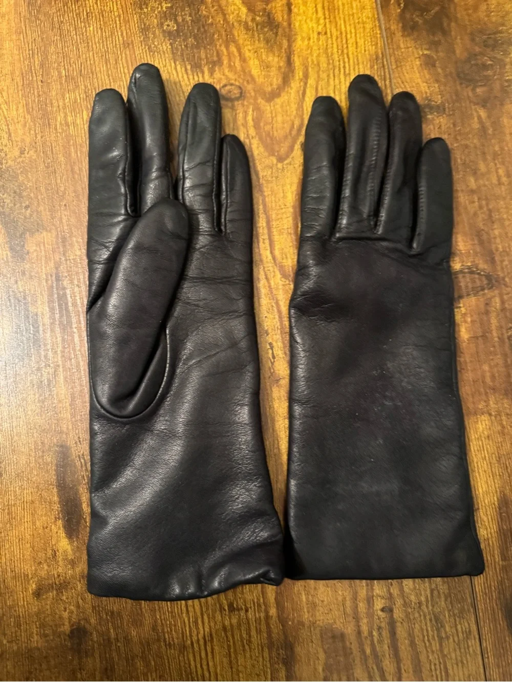 Lord & Taylor Black‎ Leather Cashmere Lined Gloves Women’s Size 6.5 Philippines